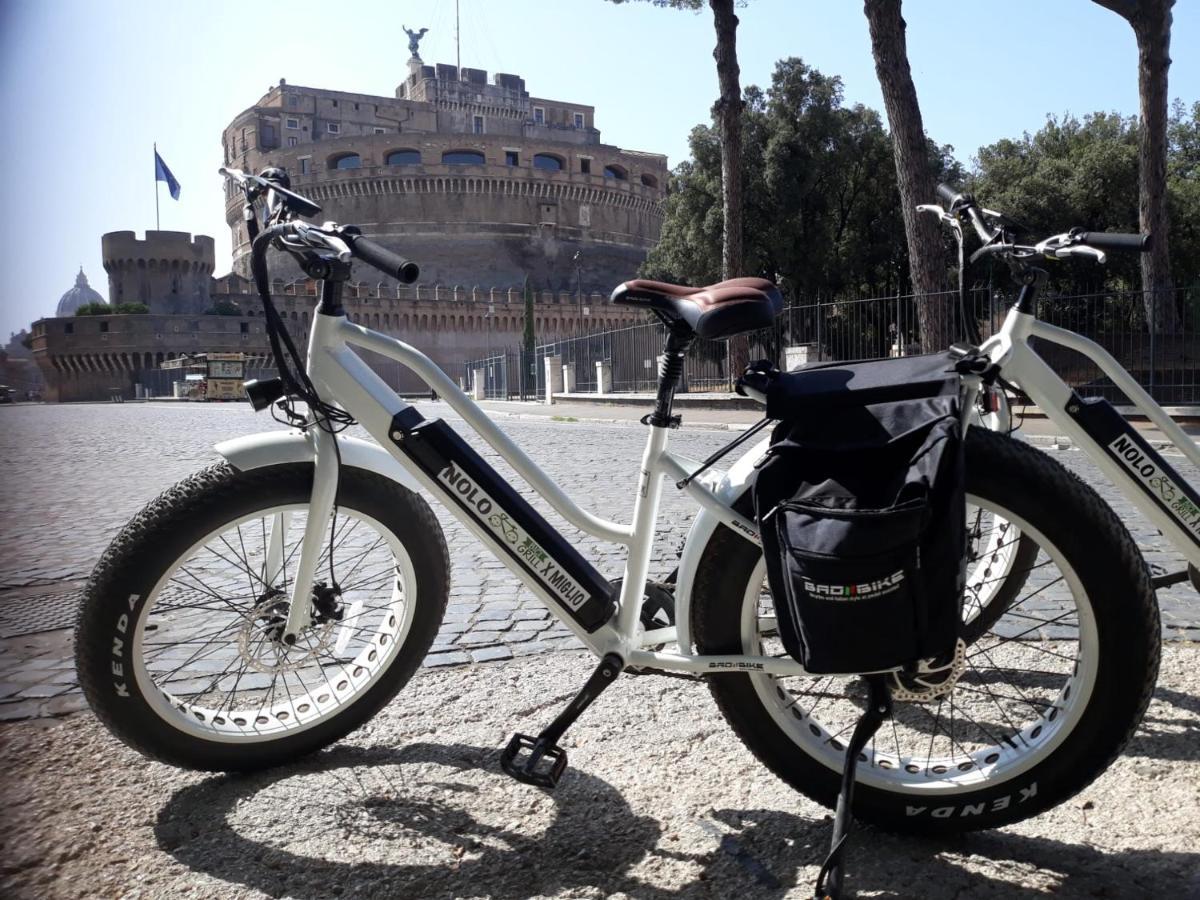 Bici Grill Decimo Miglio Aeroporto Ciampino Francigena Country House Exterior photo