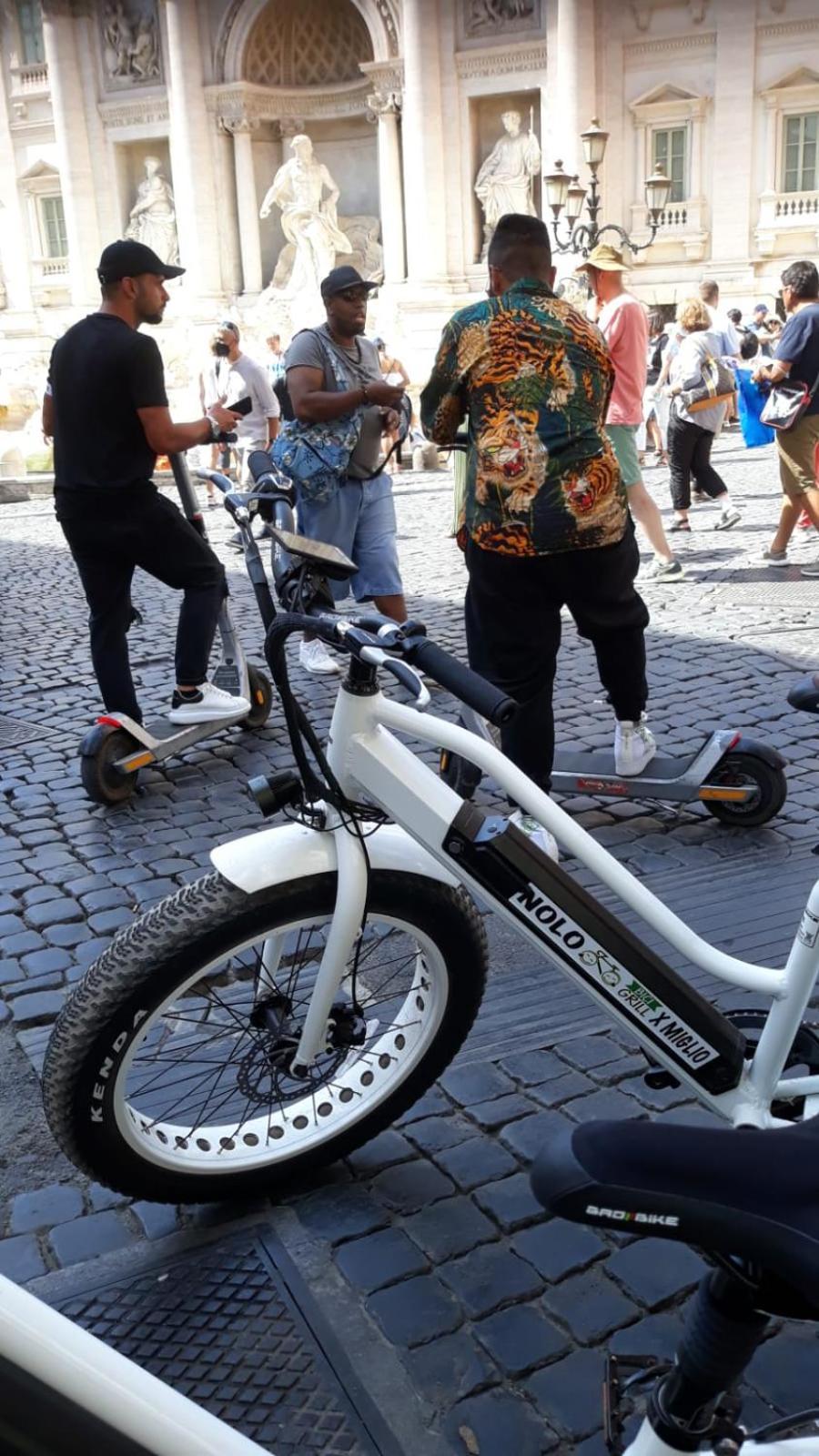Bici Grill Decimo Miglio Aeroporto Ciampino Francigena Country House Exterior photo